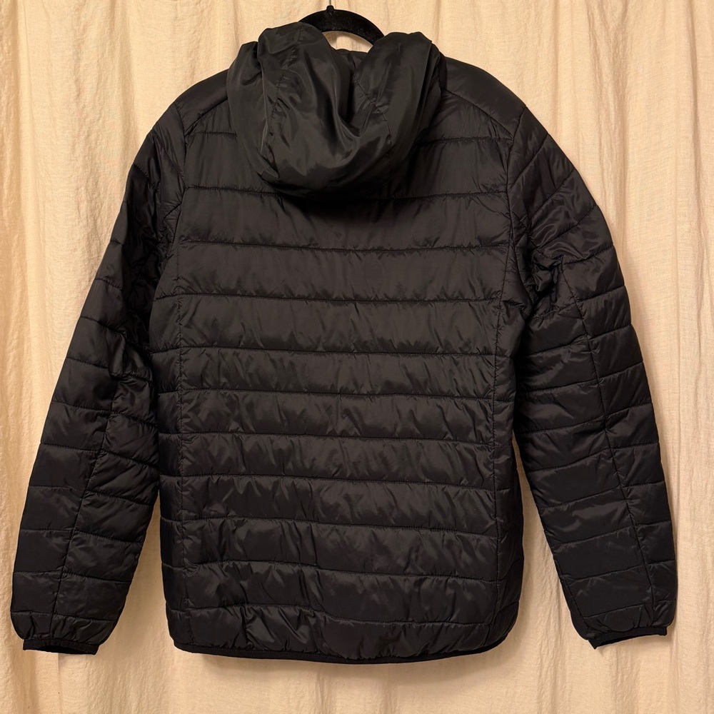 Amazon Essentials Puffer Jacket - Picture 6 of 9
